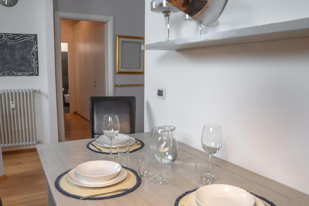 Tridenthome 5 Min From Station & Free Wifi Apartment